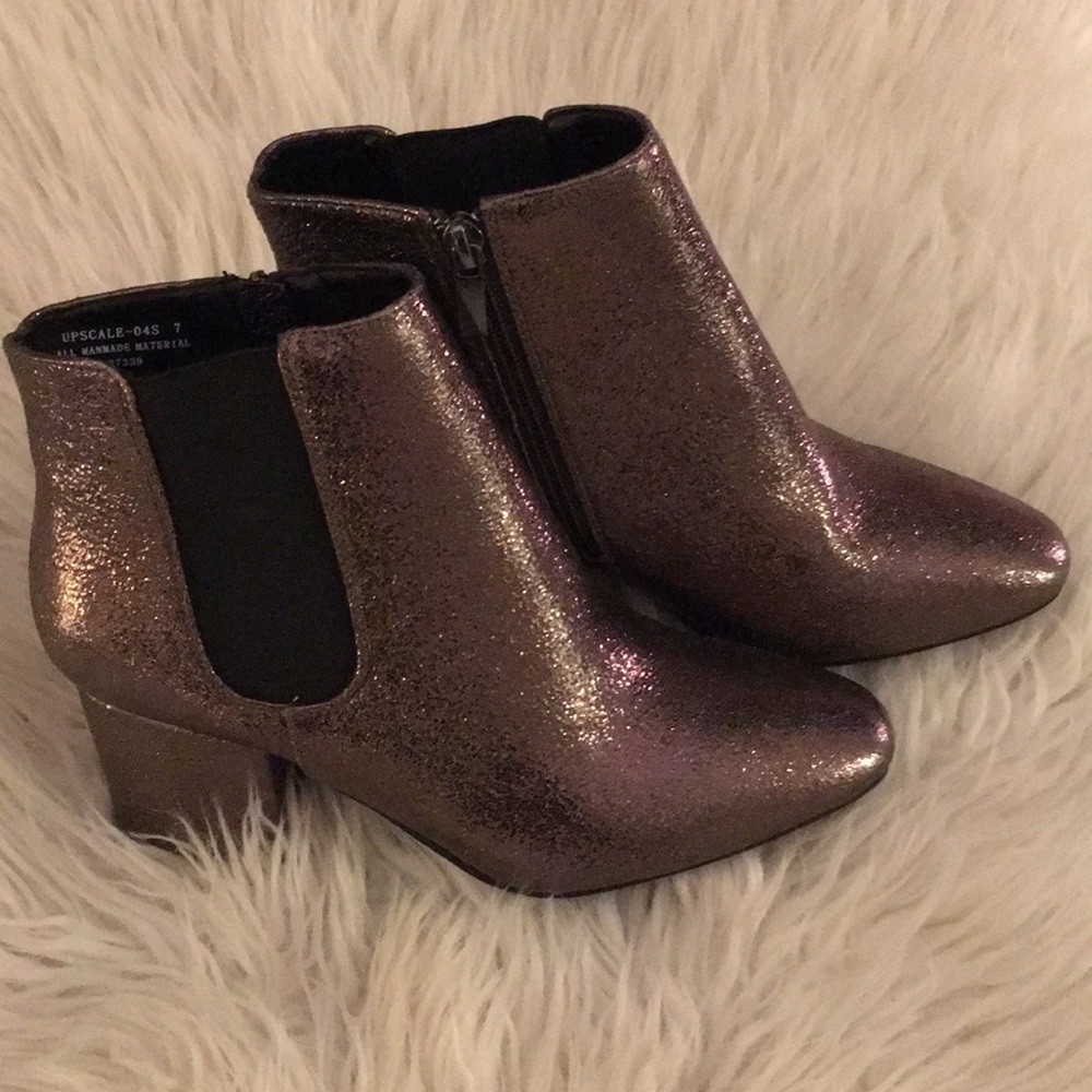 MAGNUS PEWTER METALLIC ANKLE BOOTS